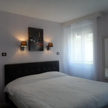 Monceau Hotel
