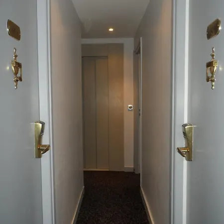 Monceau Hotel