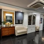 Monceau 3* Paris