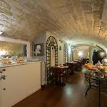 Monceau 3* Paris