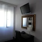 Hotel Monceau Paris