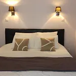 Monceau 3* Paris