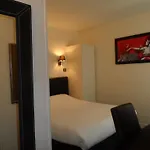 Hotel Monceau 3*
