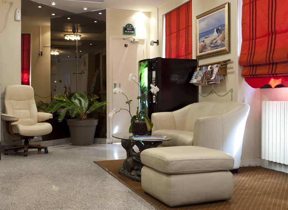 Hotel Monceau 3*